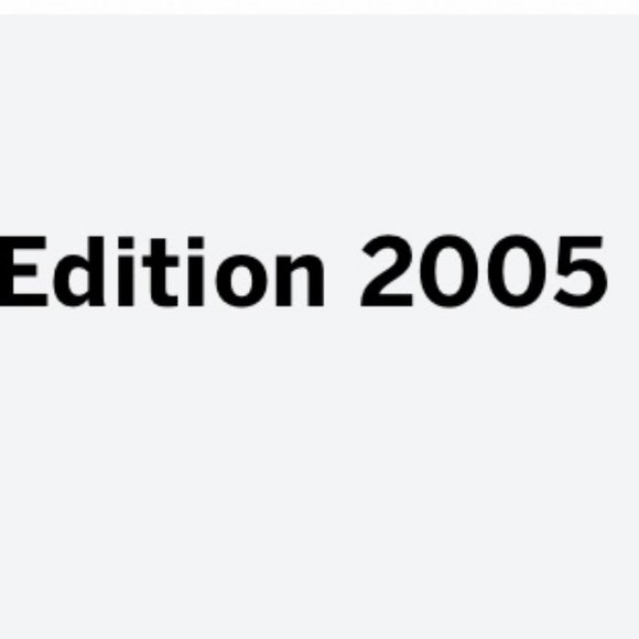 Prada Re Edition Nylon Bag 2005 - Picture 5 of 5